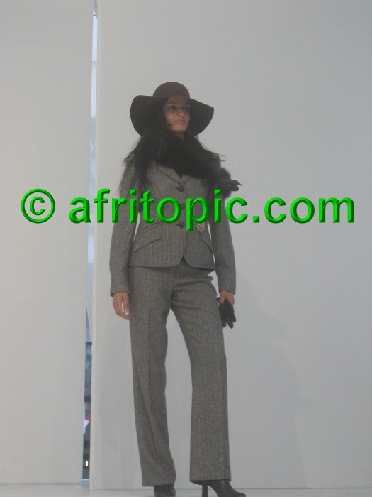 ../Images/Krefeld-Strssenmodenschau-2005 078.jpg